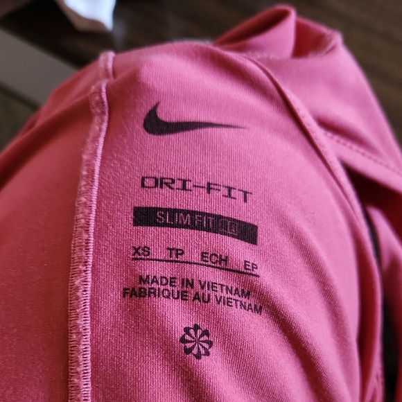 Nike Tops - Nike Dri-FIT Rose Athletic Top